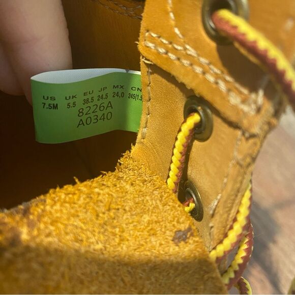 Timberland Premium Boots - Picture 9 of 9